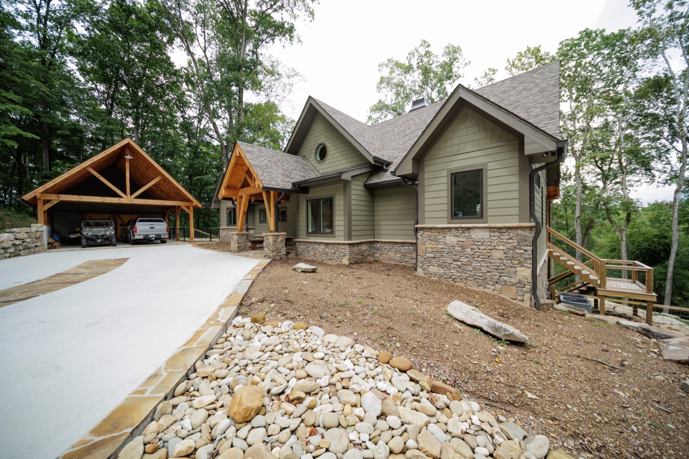 Riverside Modern Farmhouse